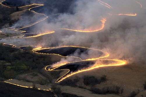 flint hills burning