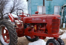 M. Hinton-KS | Iowa Tractor Story
